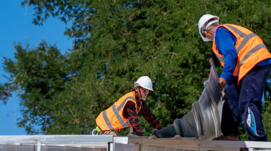Expert Emergency Roof Repairs services in Alba, MI